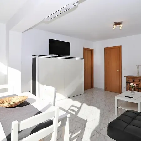 Versalles Pool Levante Apartman Benidorm