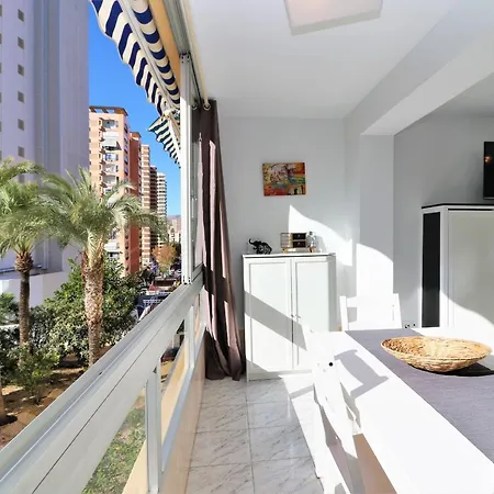 公寓 Versalles Pool Levante 貝尼多姆